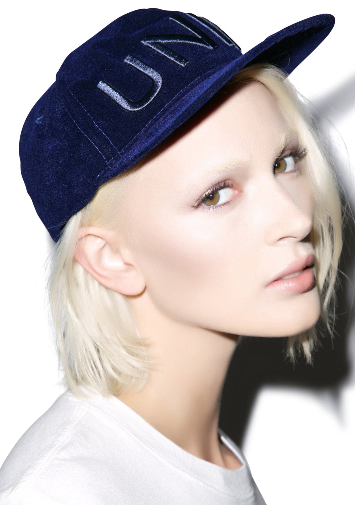 Velvet Hat - Black