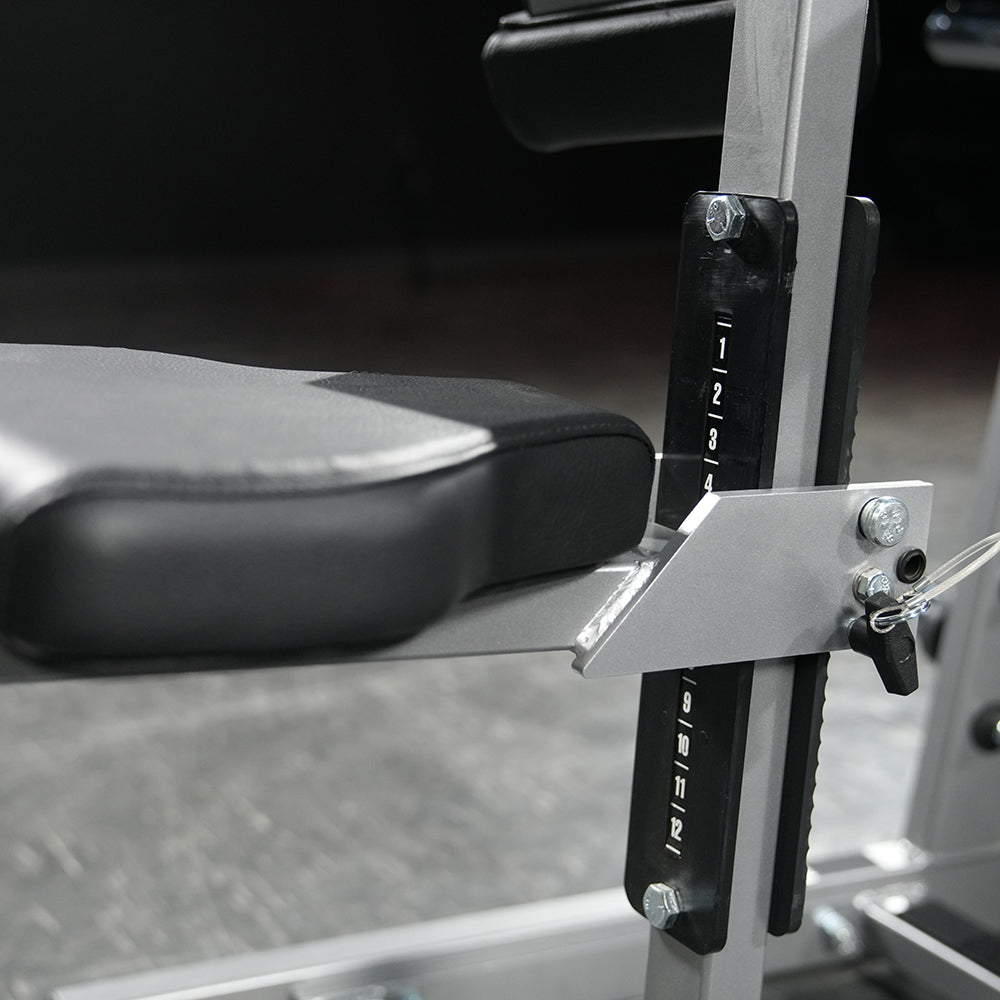 Hammer Strength Plate Loaded Iso-Lateral Wide Pulldown