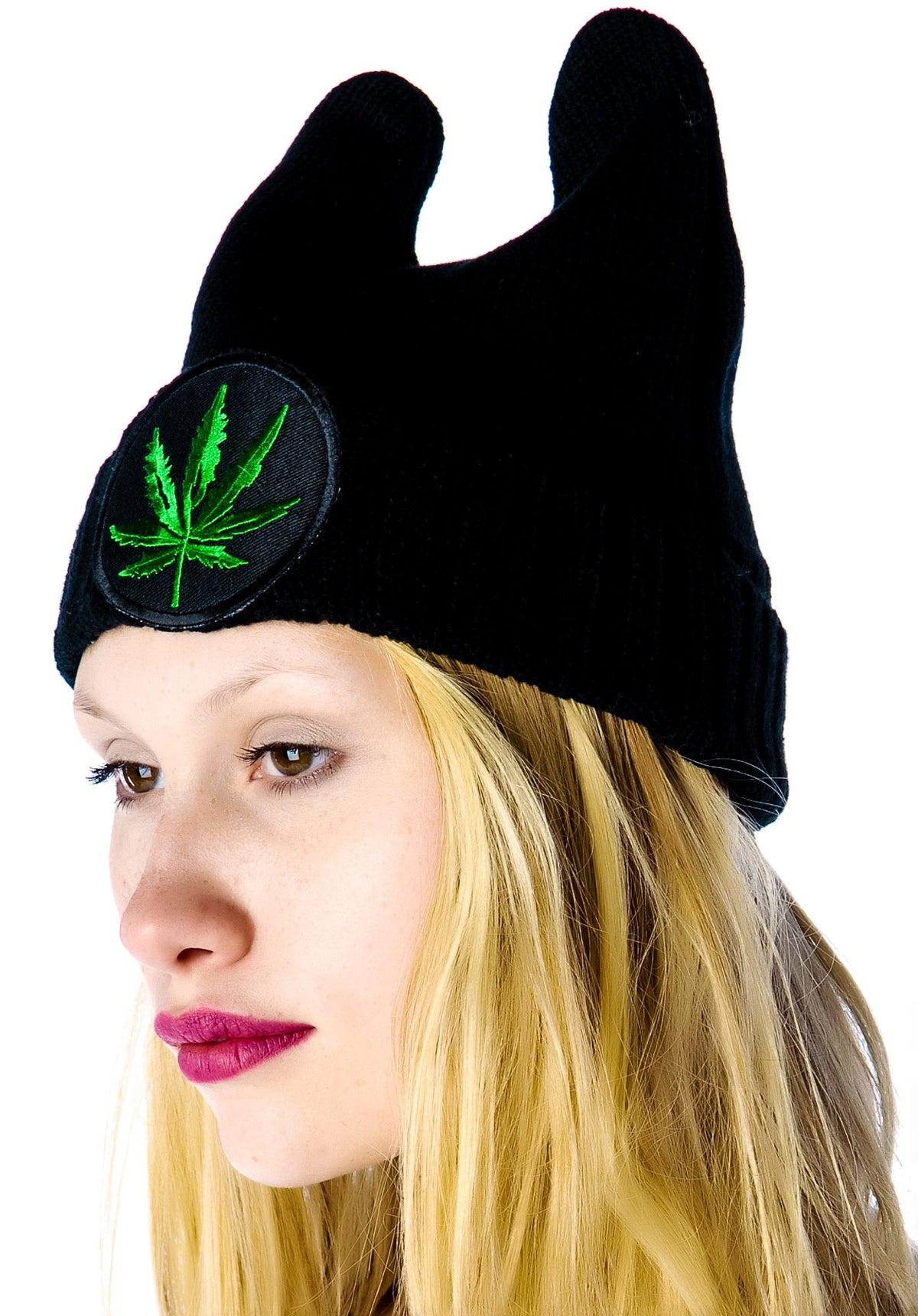Puff & Pass Beanie - Black