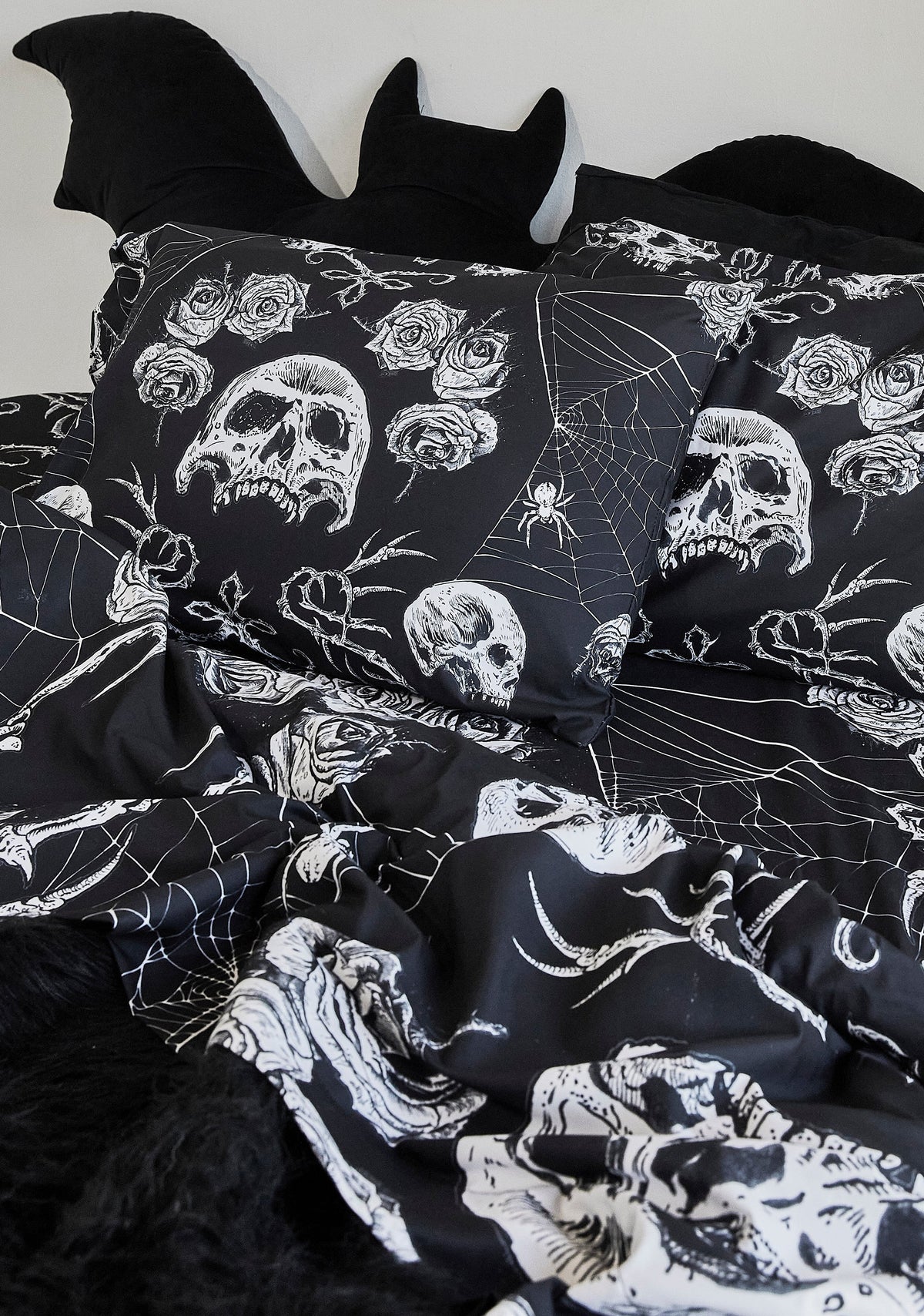 Shadows Below Sheet Set