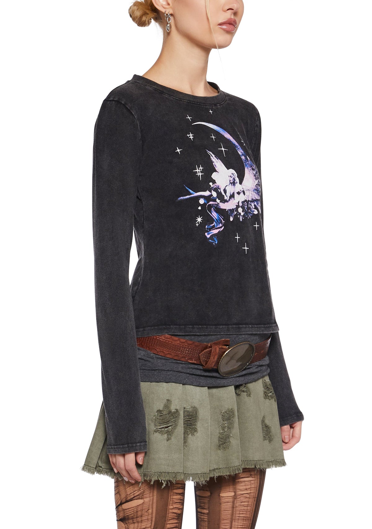 Daydreaming Muse Graphic Tee