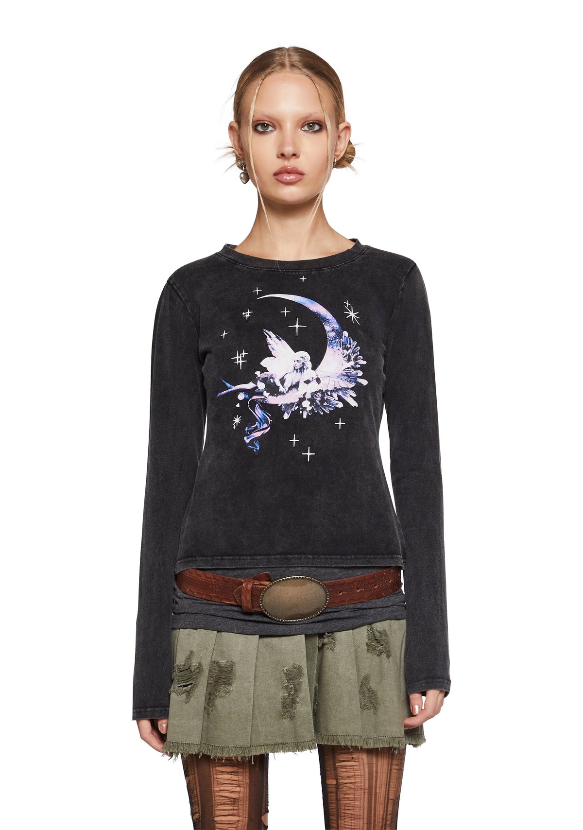 Daydreaming Muse Graphic Tee