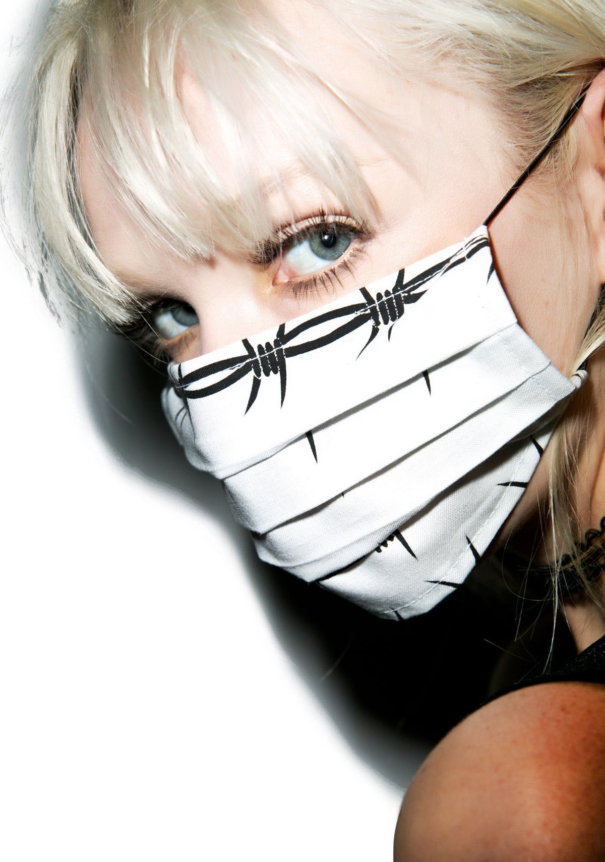 Barbed Wire Dust Mask - Stripe