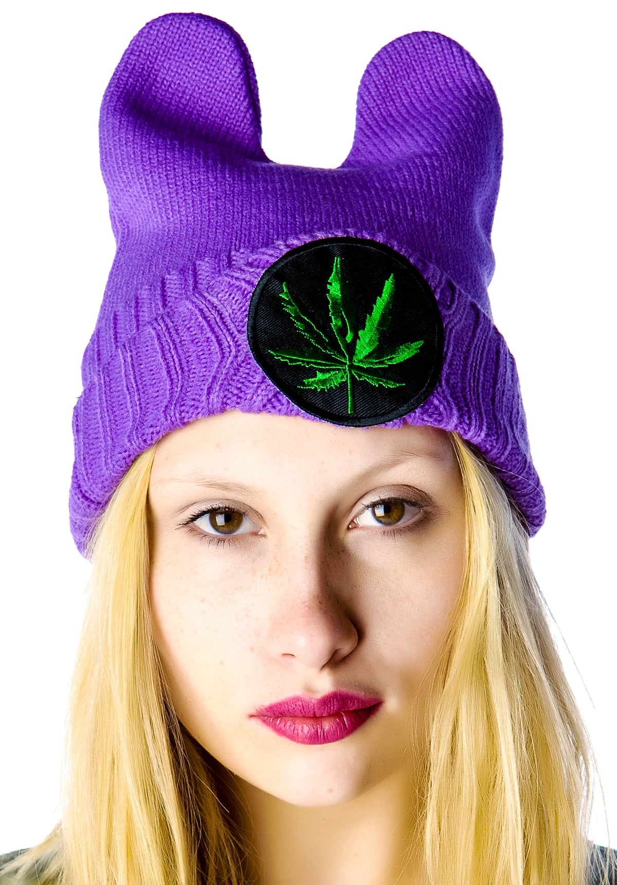 Puff & Pass Beanie - Black