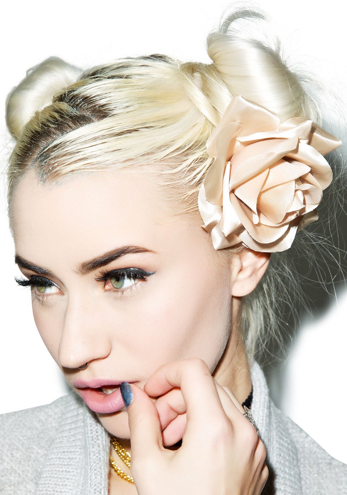 Rose Hair Clip - Off White
