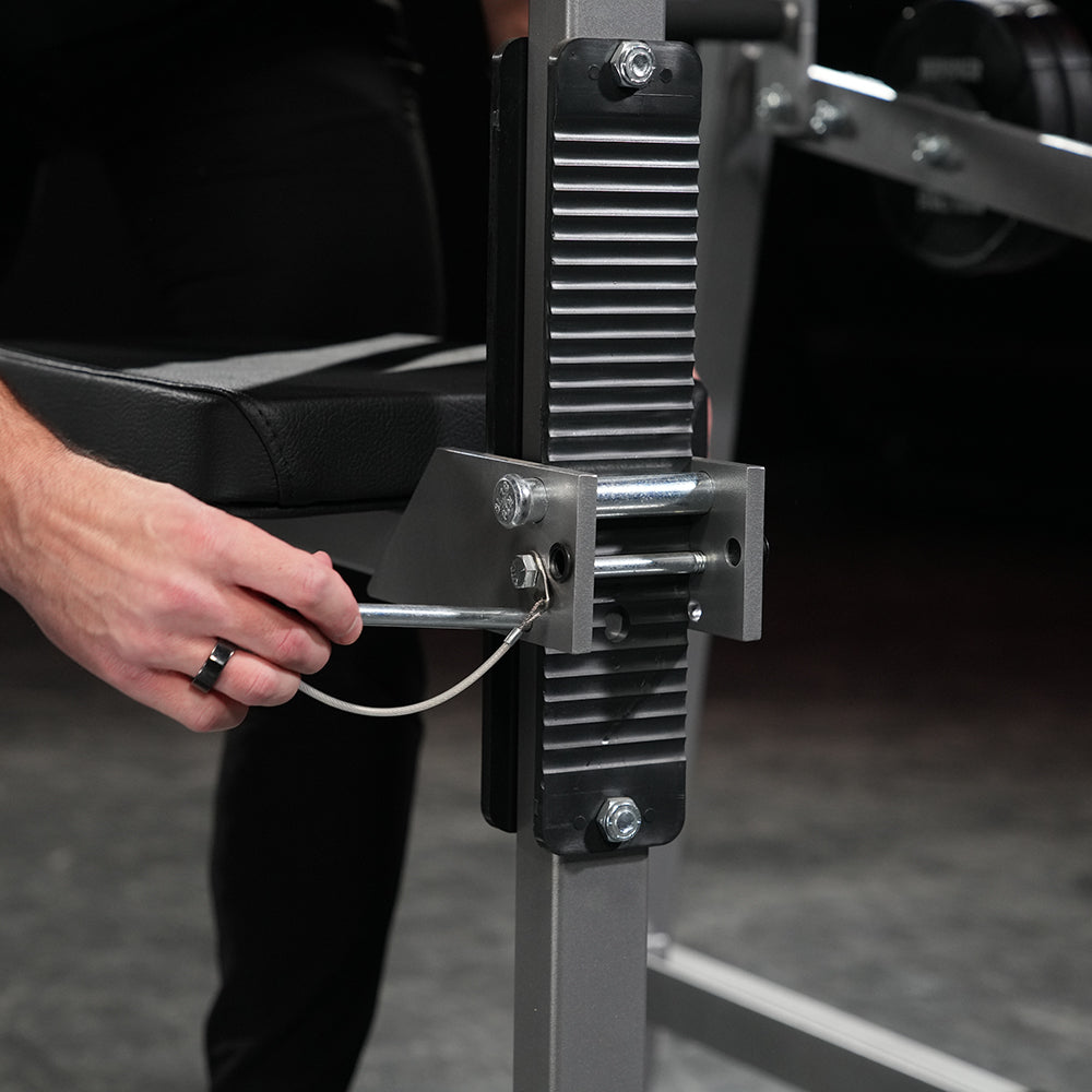Hammer Strength Plate Loaded 4 Way Neck