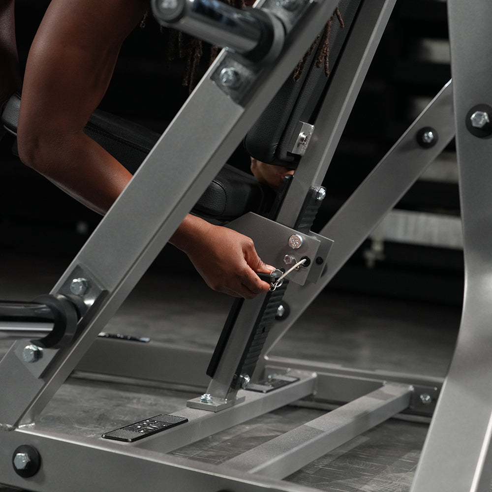 Hammer Strength Plate Loaded Iso-Lateral Bench Press