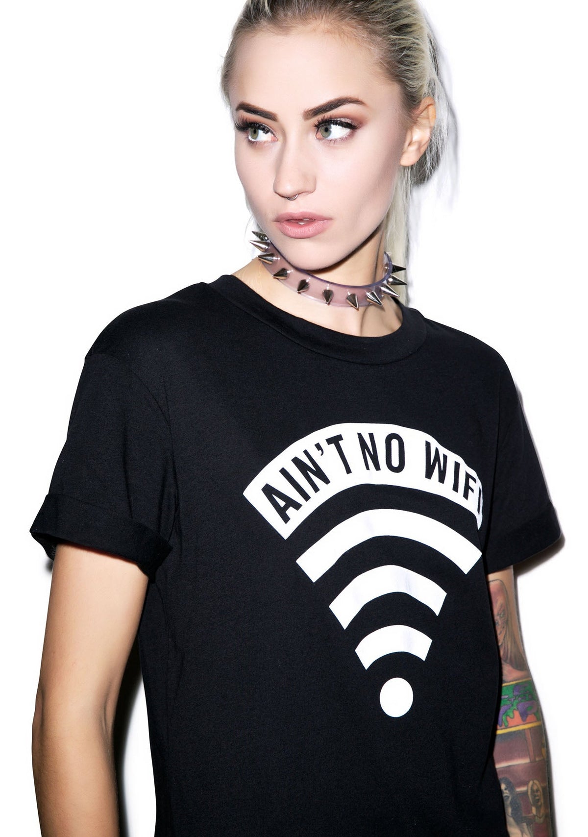Aint No Wifi Crop Tee - White