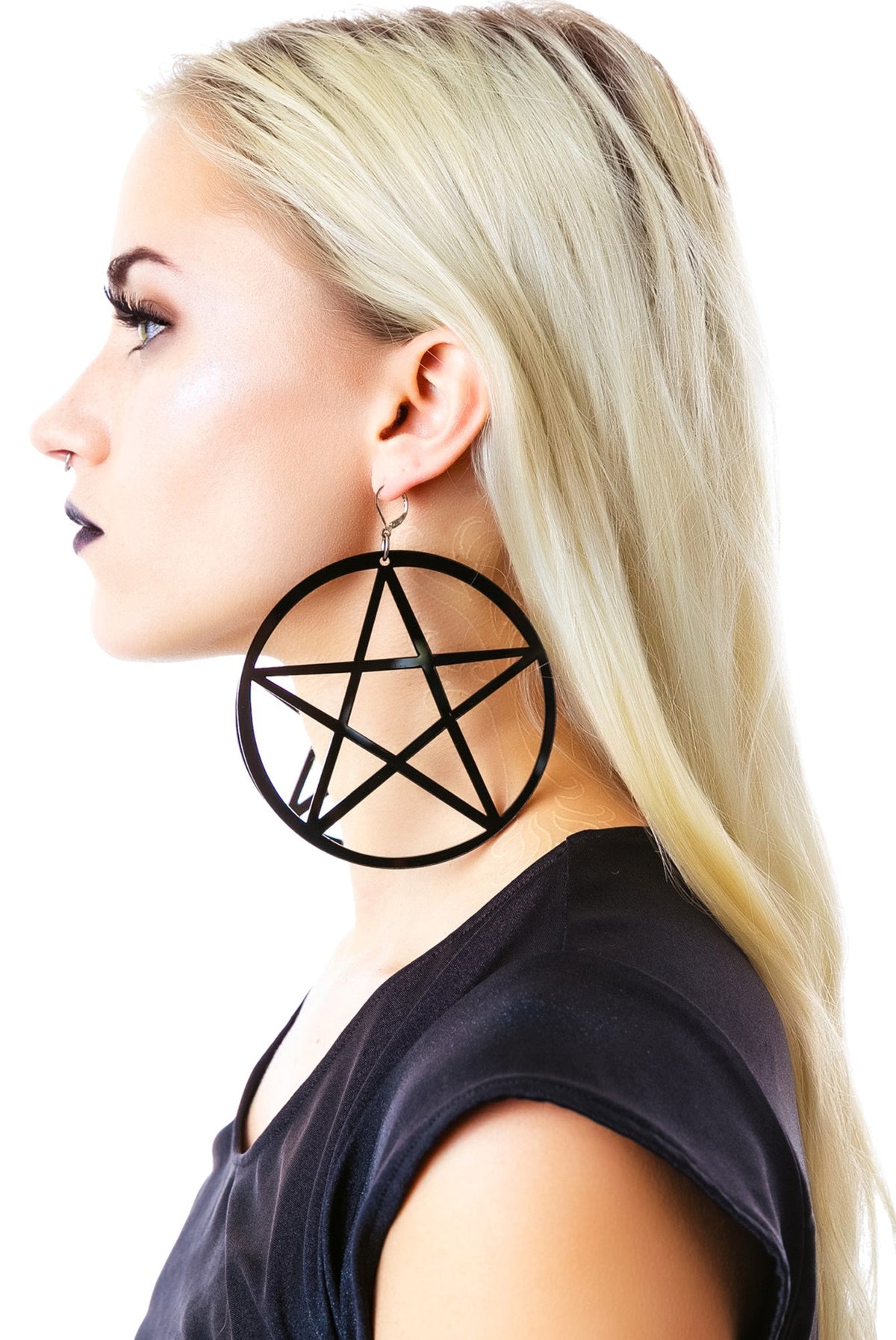 Mercy's Lost Pentagram Earring - White