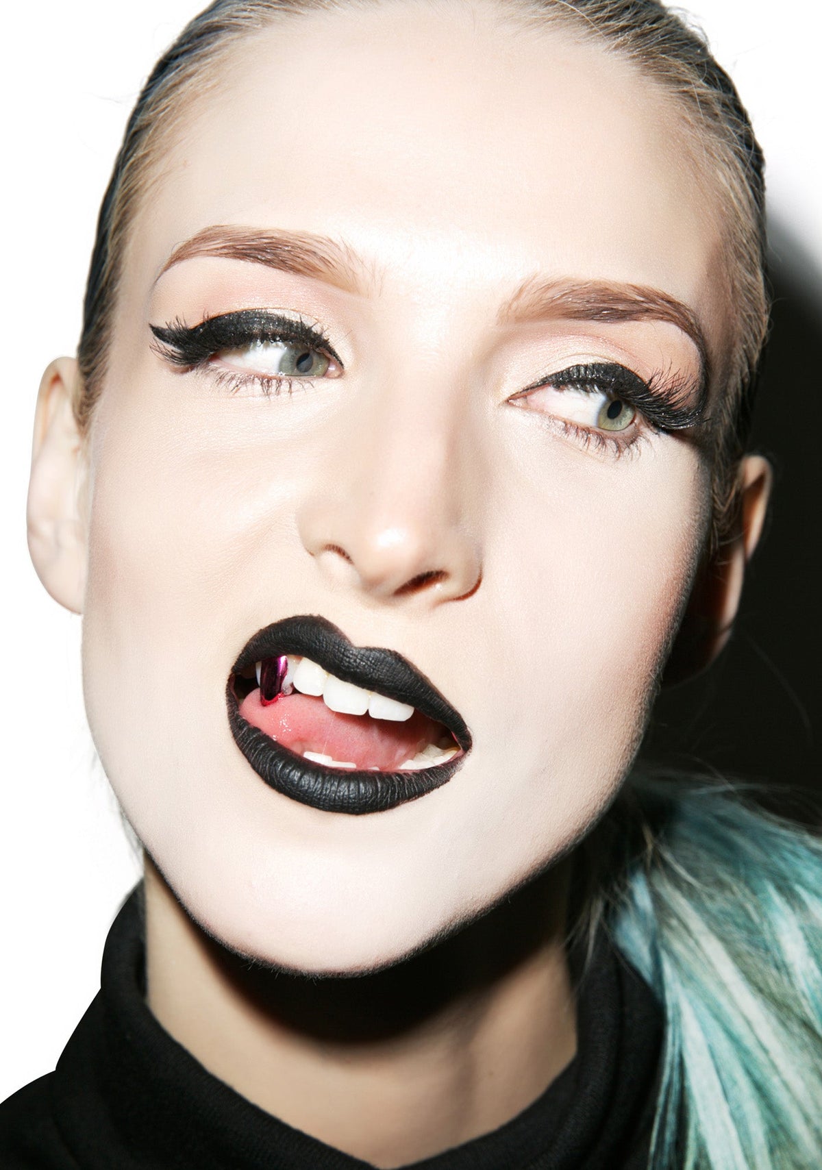 The Lost Girls Vampire Fangs - Black