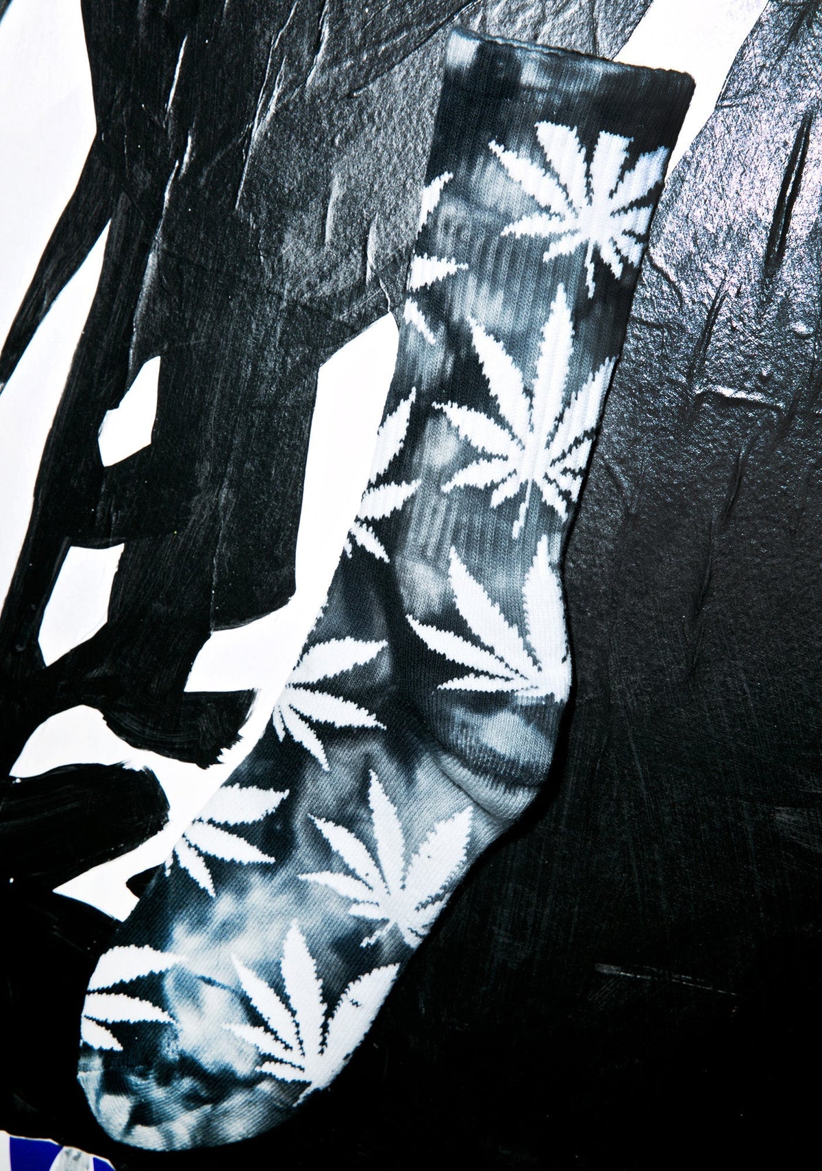 Tie Dye Plantlife Crew Sock - Dark Red
