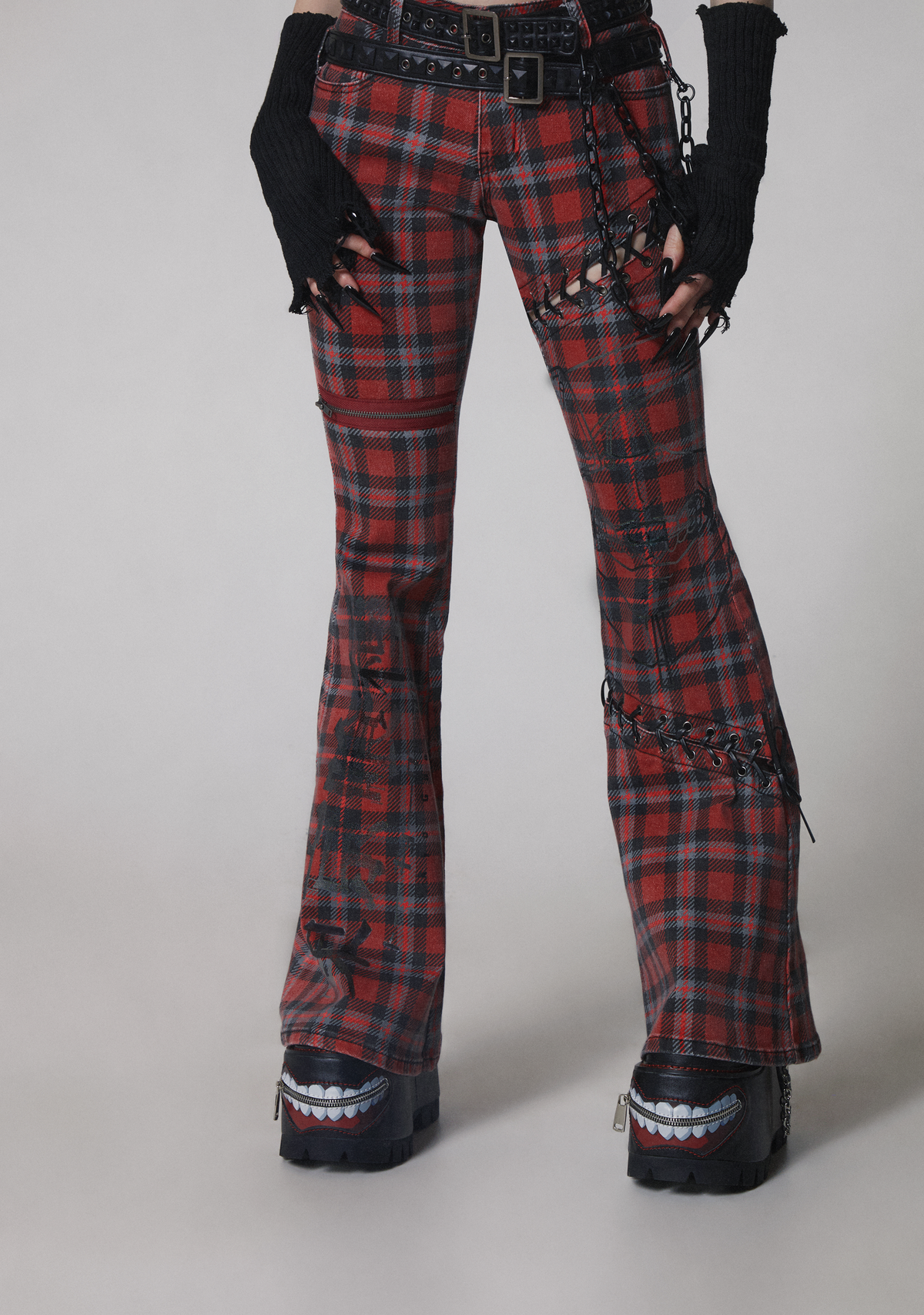 Cruel Or Beautiful Plaid Plants