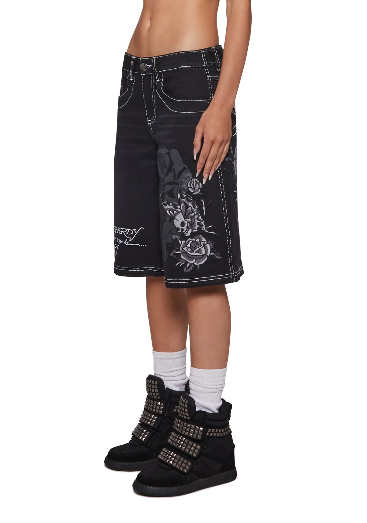 Butterfly Skull Embroidered Jort
