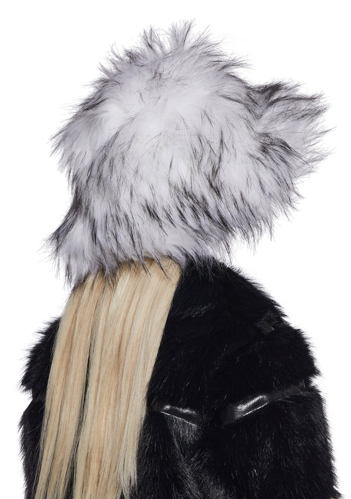 Flirty Fuzzy Bucket Hat - White