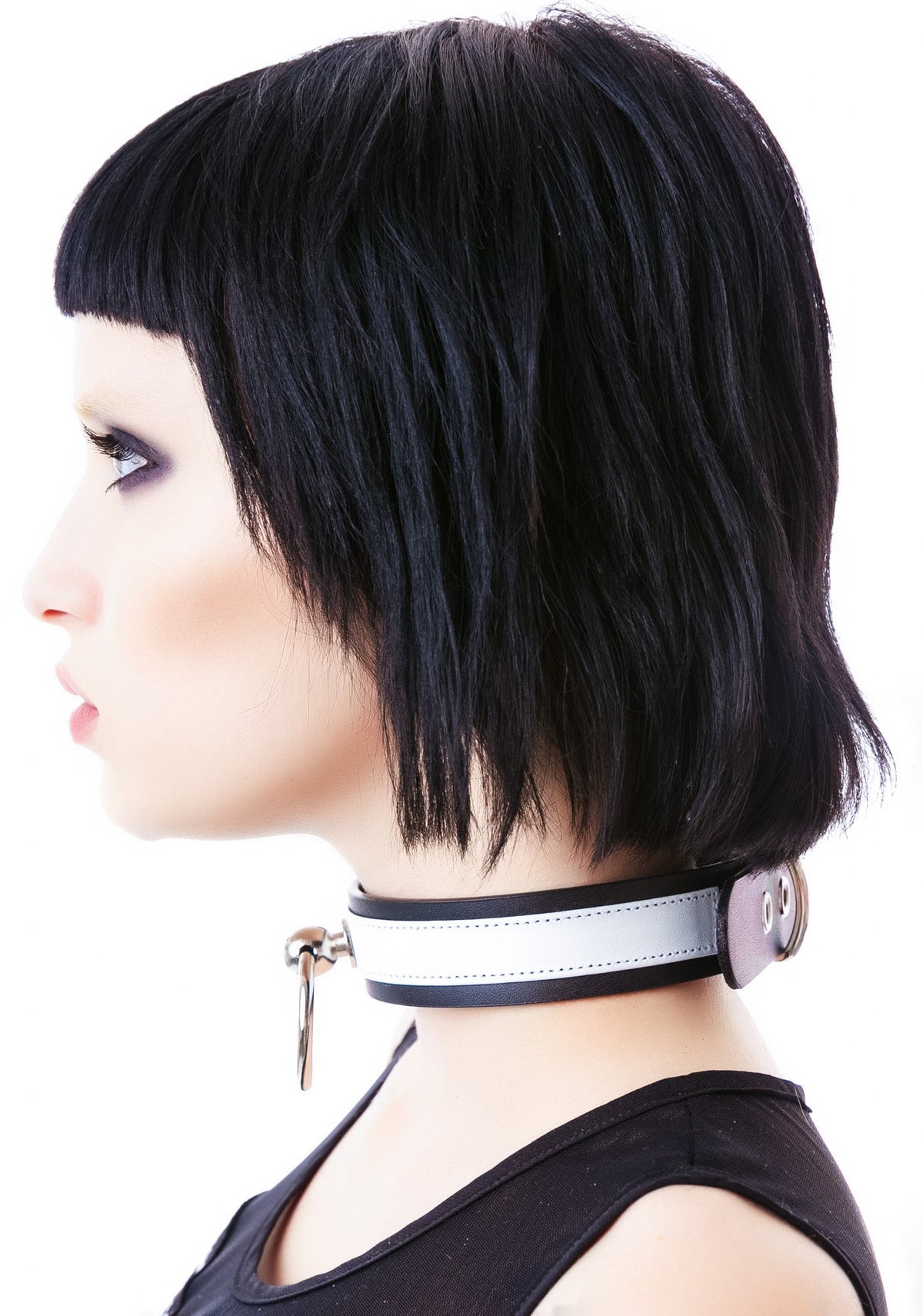 Saddle Stud O Ring Choker - Red