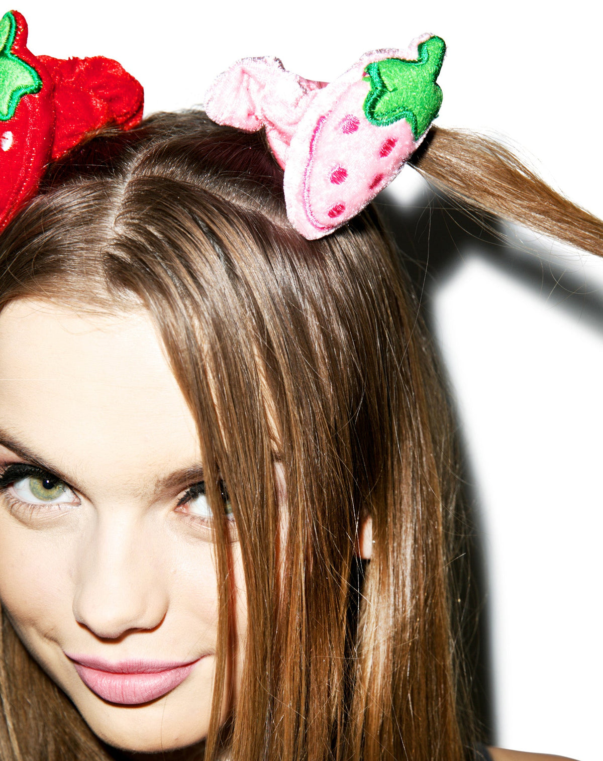 Ichigo Plush Scrunchie - Pink