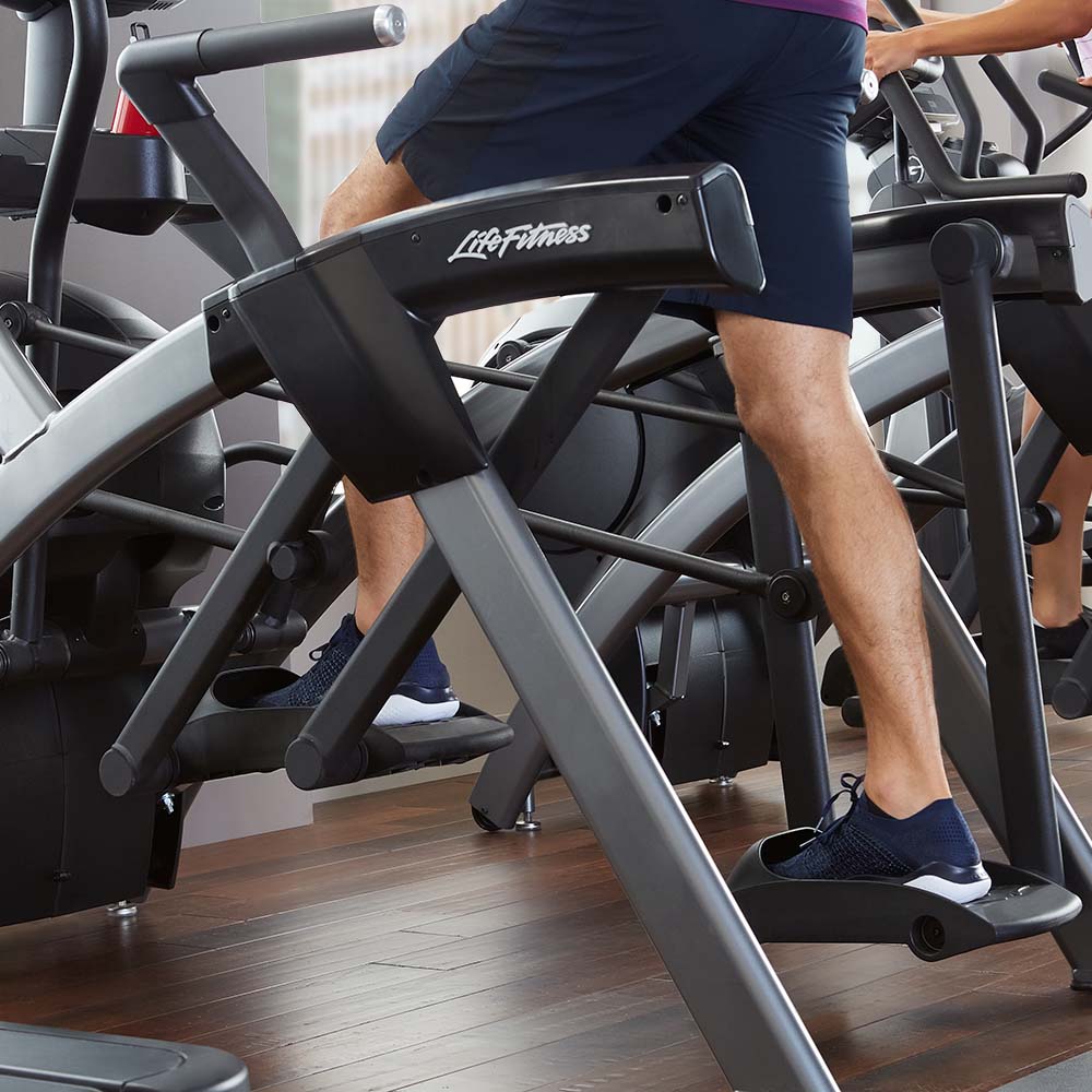 Life Fitness Lower Body Arc Trainer