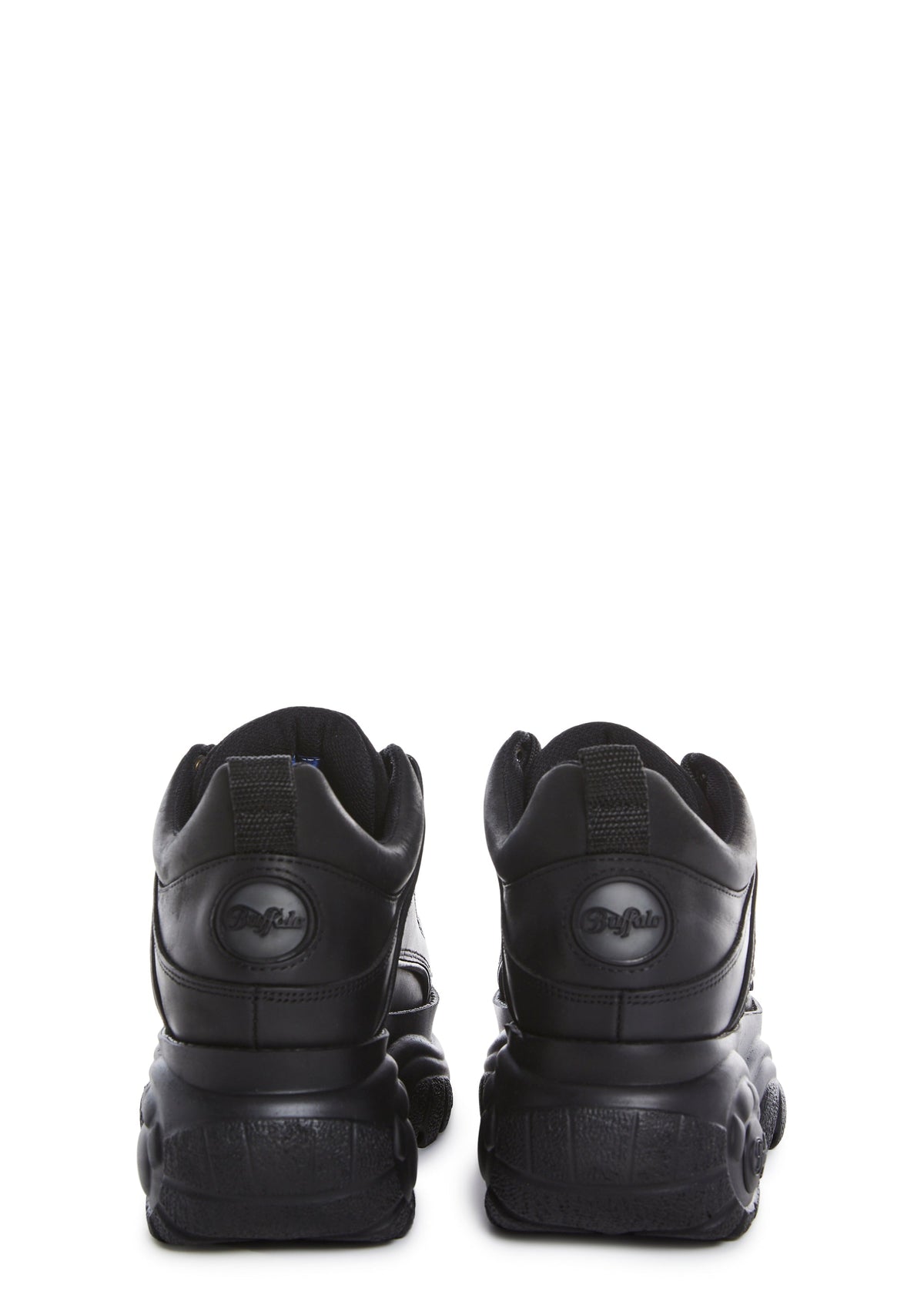 Classic Low Leather Sneakers - Black