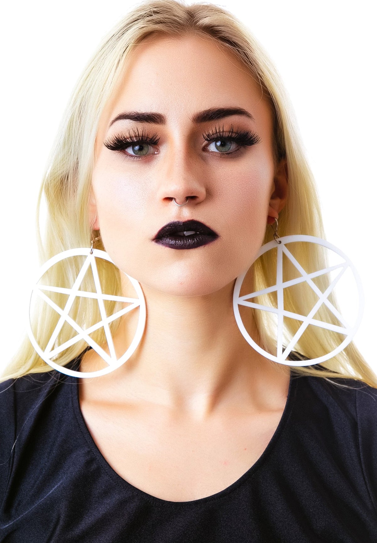 Mercy's Lost Pentagram Earring - White