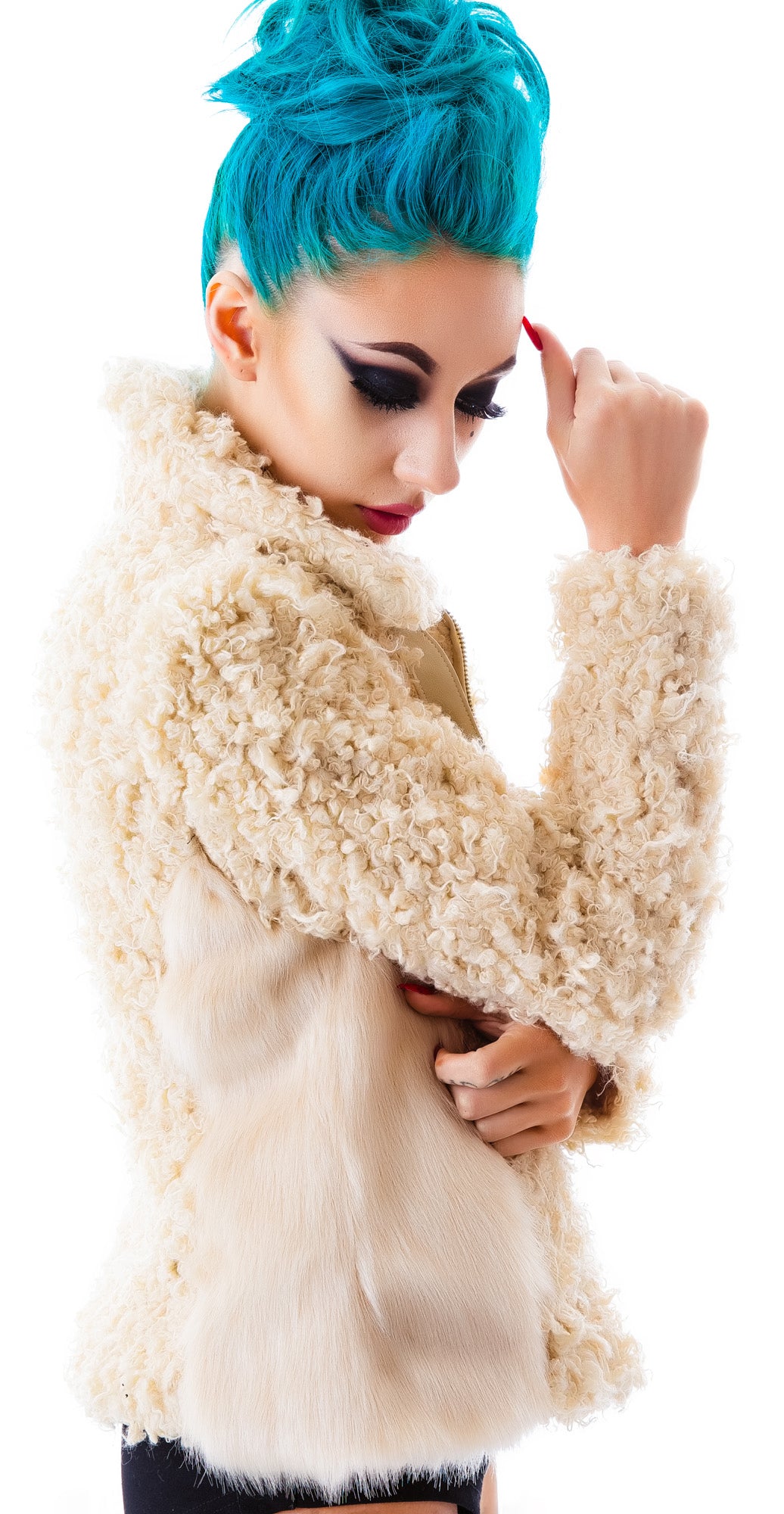 The Teddy Faux Fur Jacket - Black