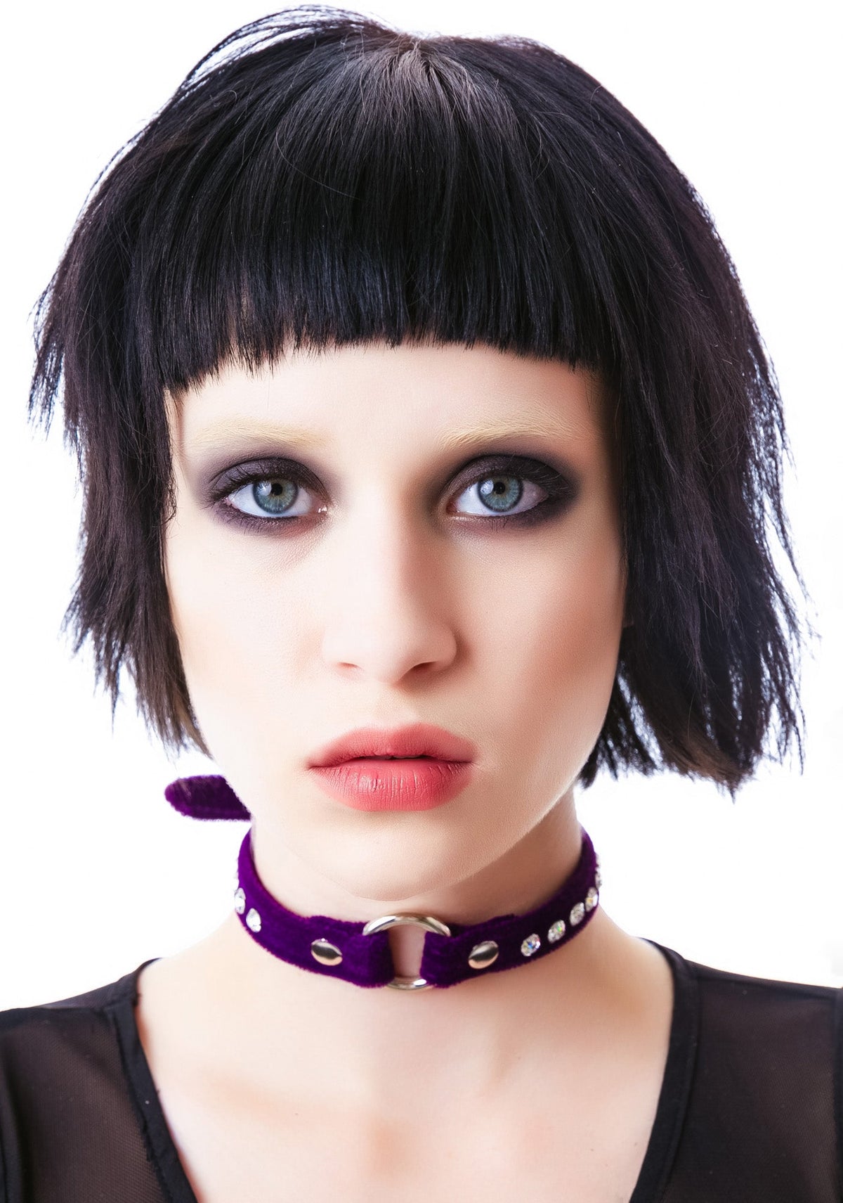 O Face Velvet Crystal Choker - Purple